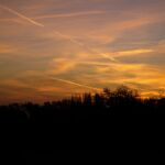 Sonnenaufgang aus dem Dachfenster